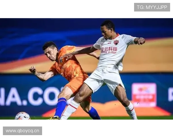 山东泰山关键战屡屡崩盘，防守稳定性与抗压能力面临严峻考验