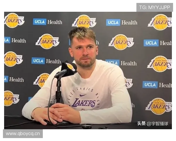 东契奇赛后去超市买小东西，收银员结账听到价格差点晕过去！